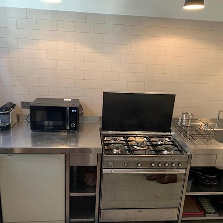 Loft Montmartre Au Pieds Des Vignes Apartman Párizs Kültér fotó